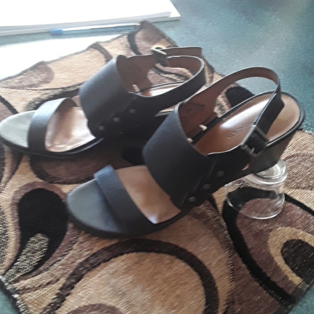 Shoes - Picture 2 of 2